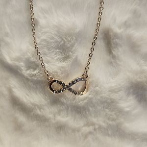 BEAUTIFUL Infiniti Rose Gold Necklace